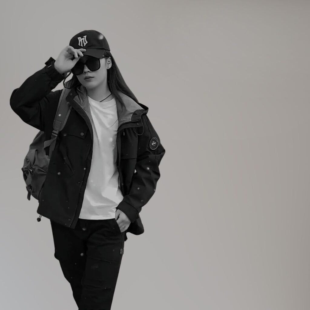 Attitude Girls DP Black Photos