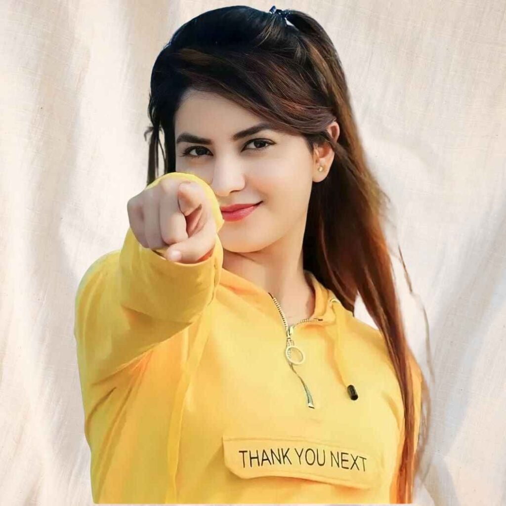 Ladhki Ki Photo Images